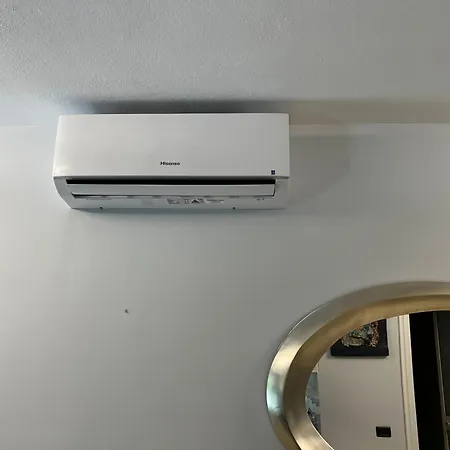 アパート Elda Yellow Palace, Pazari I Ri ティラナ