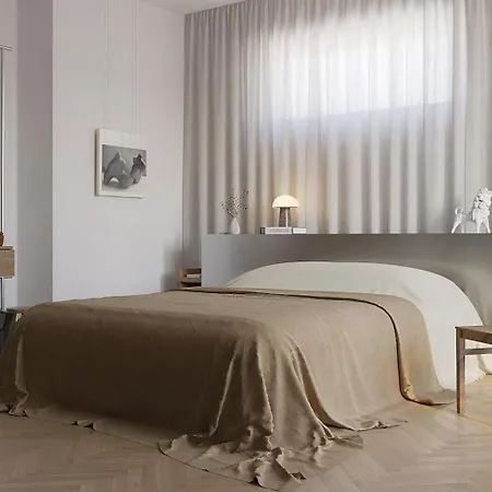 アパート Elda Yellow Palace, Pazari I Ri ティラナ