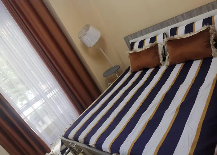 شقة Elda Yellow Palace, Pazari I Ri تيرانا