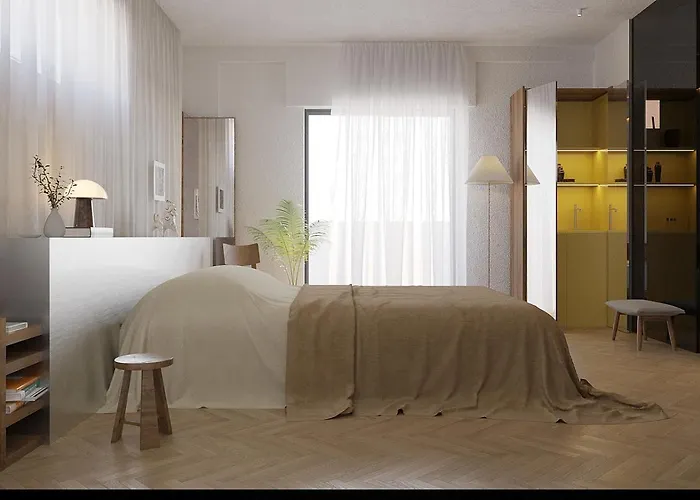 Elda Yellow Palace, Pazari I Ri *